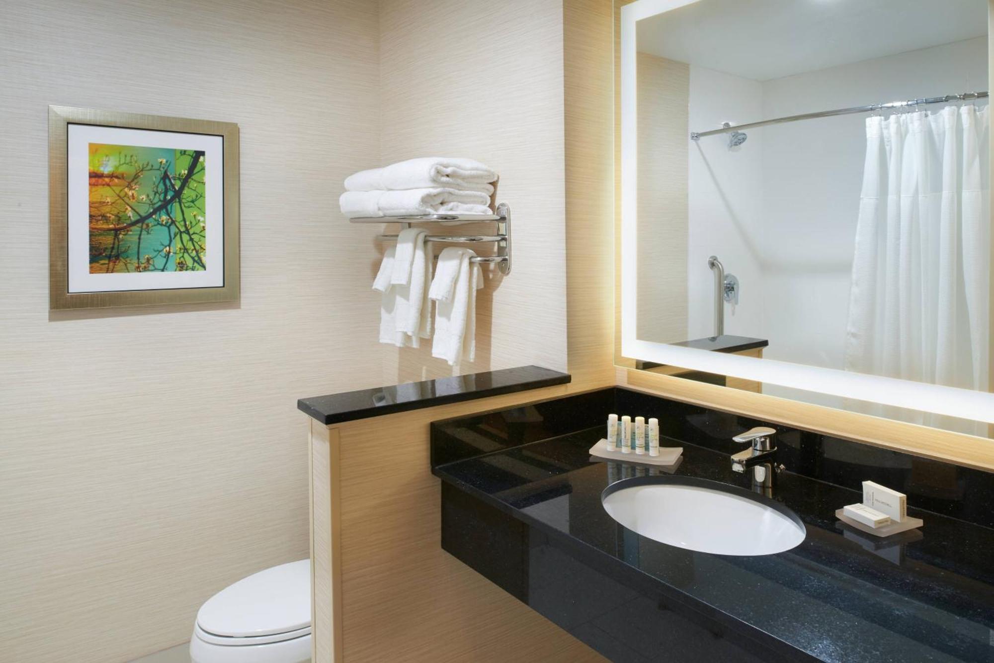 Fairfield Inn & Suites By Marriott Detroit Troy Exteriör bild